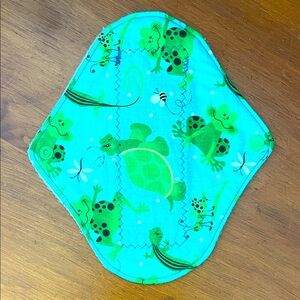 Green Reusable Cloth Pad with Frog and Turtle Design